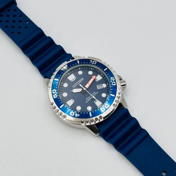 Relógio Citizen Aqualand masculino azul c/ caixa a prova dagua - Imagem 5