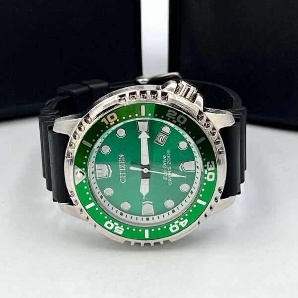 Relógio Citizen Aqualand masculino verde preto c/ caixa a prova dagua - Imagem 5