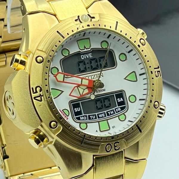 Relógio Citizen Aqualand dourado branco serie ouro 2023 p/ aço - Imagem 5