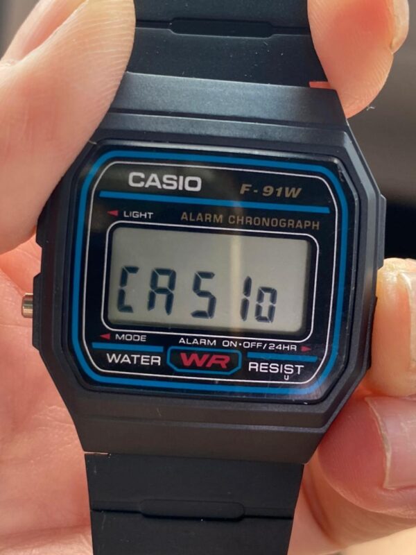 Casio Relógio esportivo digital clássico F91W-1 Preto Azul - Imagem 2