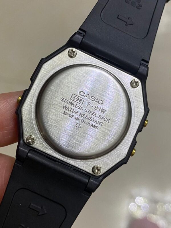 Casio Relógio esportivo digital clássico F91W-1 Preto Azul - Imagem 3