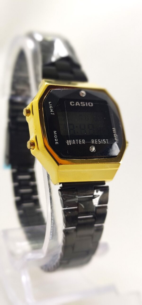 Relógio Casio Vintage mini preto dourado feminino a prova dagua - Imagem 3